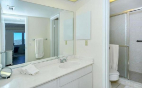 1055-302 Third Floor High-Rise Retreat